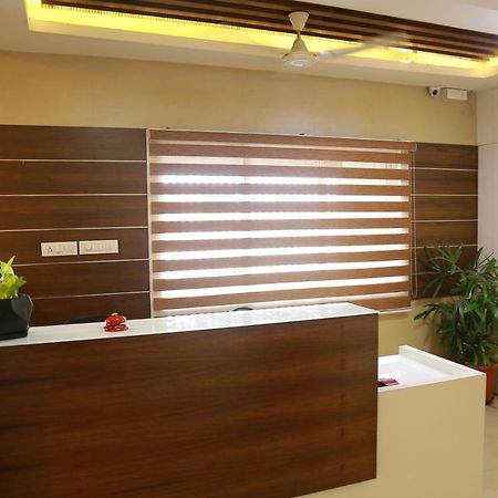 Kodavath Regency Alwaye Eksteriør bilde